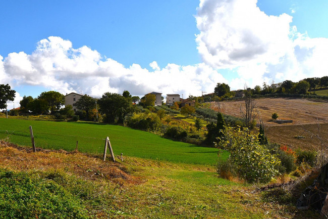 Casa singola in vendita a Ripe San Ginesio