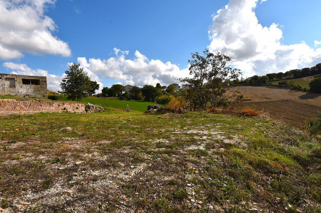 Casa singola in vendita a Ripe San Ginesio