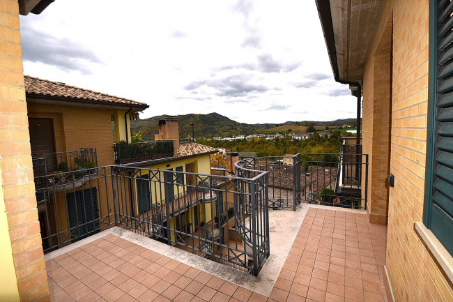 Appartamento in vendita a Amandola