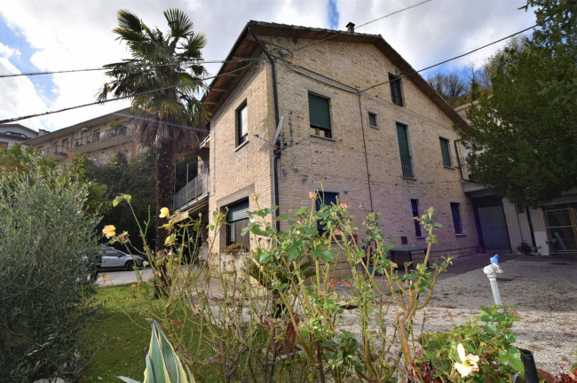 Appartamento in vendita a Amandola