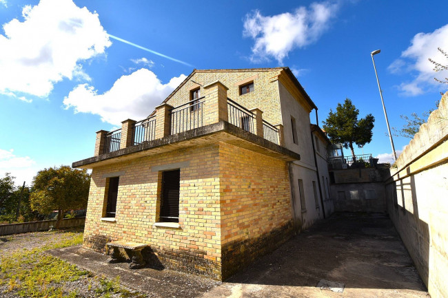 Casa singola in vendita a Falerone