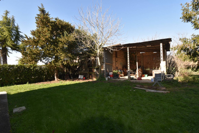 Casale in vendita a Montegiorgio