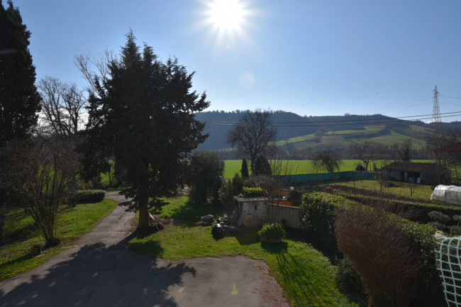 Casale in vendita a Montegiorgio