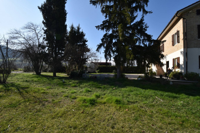 Casale in vendita a Montegiorgio