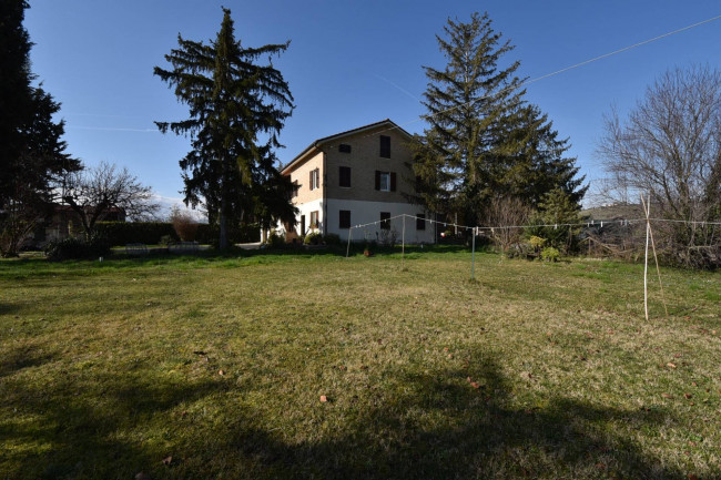 Casale in vendita a Montegiorgio