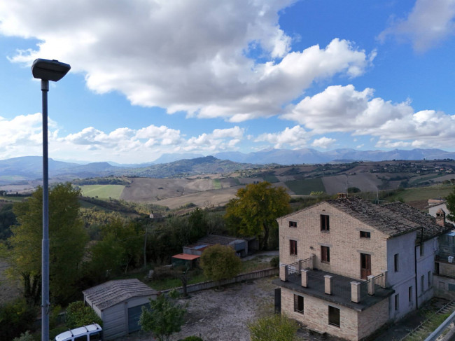 Casa singola in vendita a Falerone