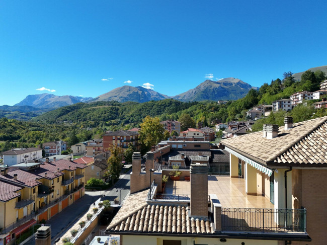 Appartamento in vendita a Amandola