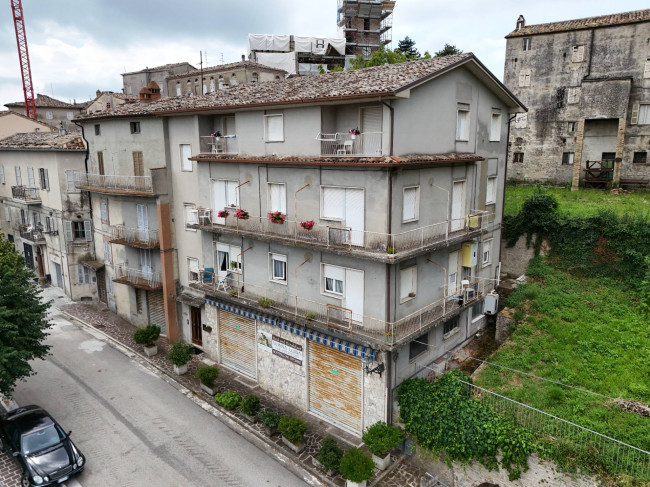 Appartamento in vendita a Montefalcone Appennino