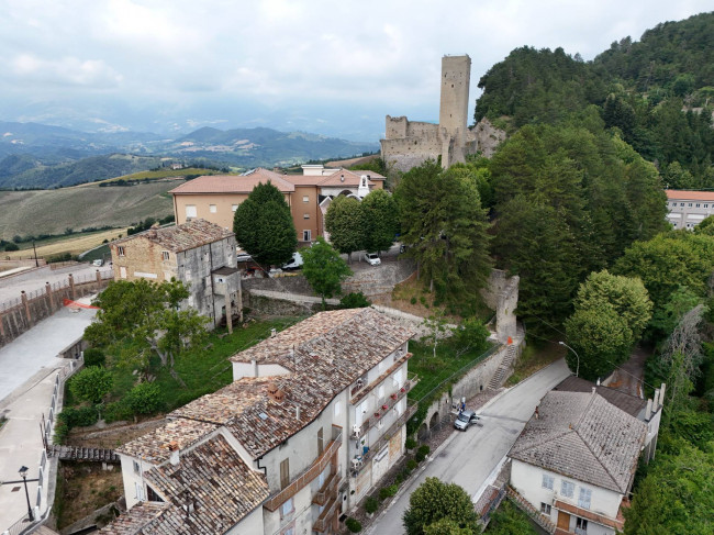 Appartamento in vendita a Montefalcone Appennino
