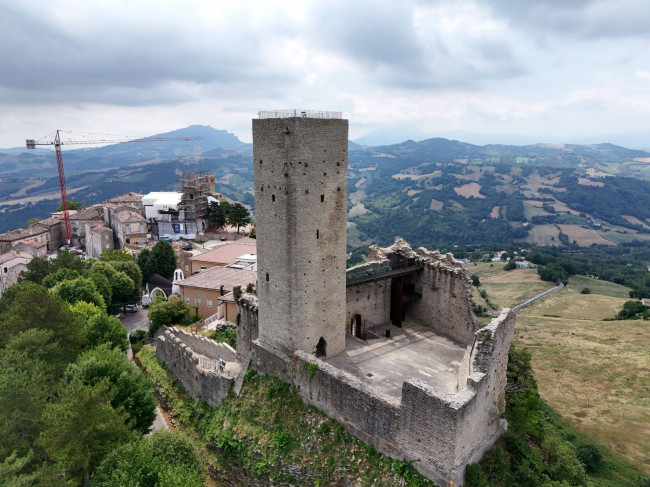 Appartamento in vendita a Montefalcone Appennino