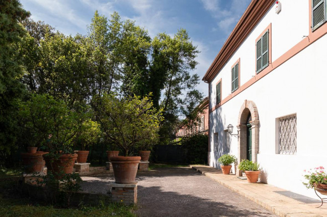 Villa in vendita a Civitanova Marche