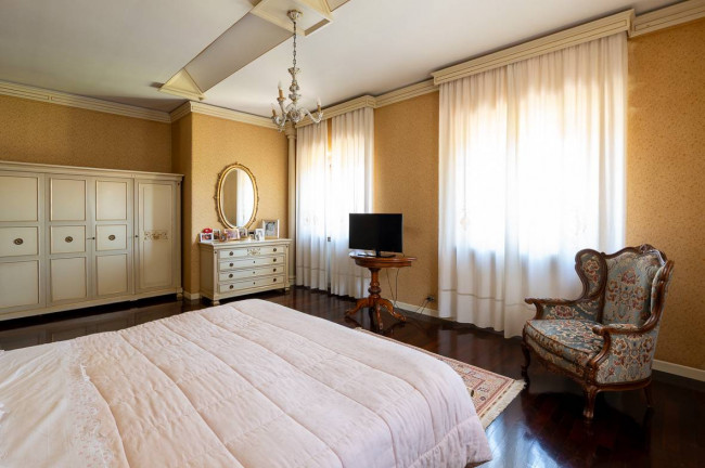 Villa in vendita a Civitanova Marche