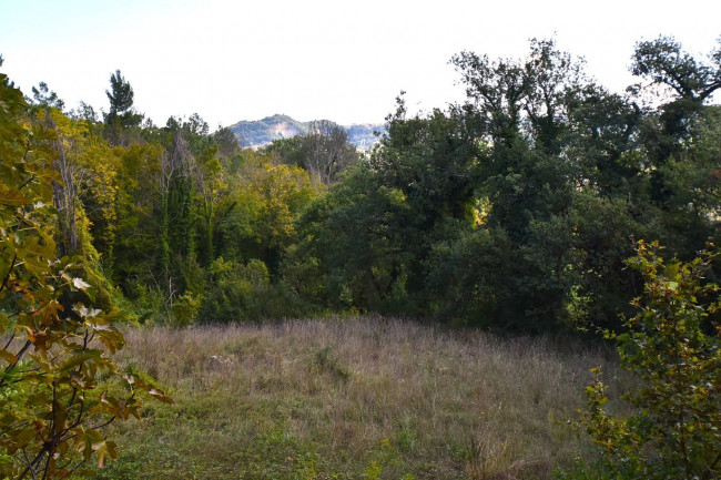 сельский дом на продажу в Montefalcone Appennino