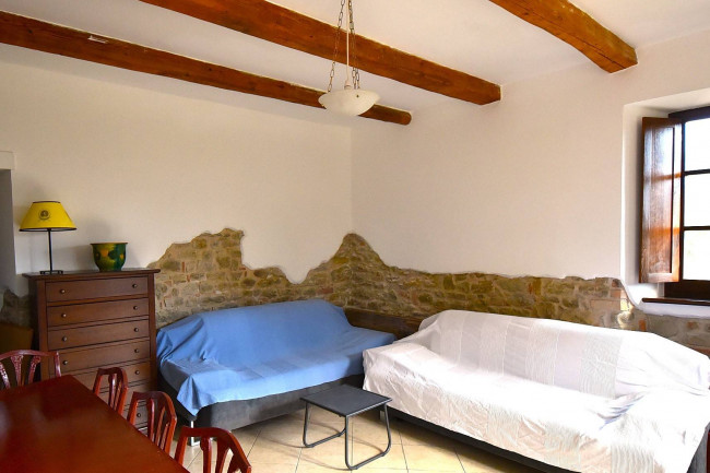 сельский дом на продажу в Montefalcone Appennino