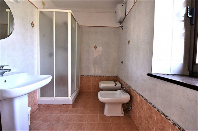 сельский дом на продажу в Montefalcone Appennino