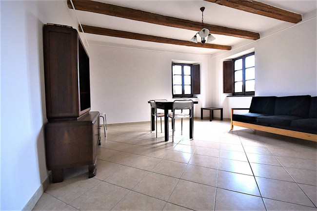 сельский дом на продажу в Montefalcone Appennino