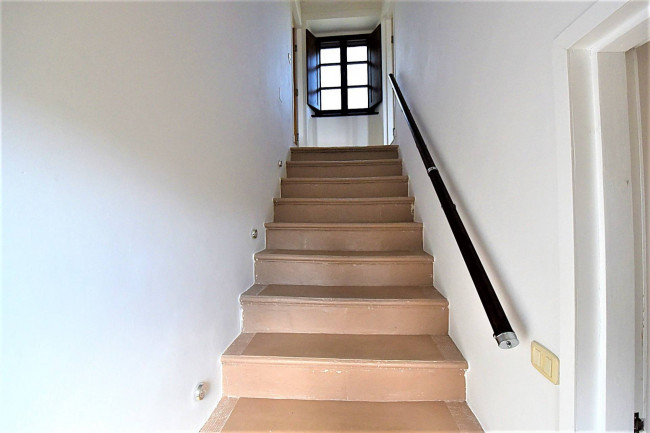 сельский дом на продажу в Montefalcone Appennino