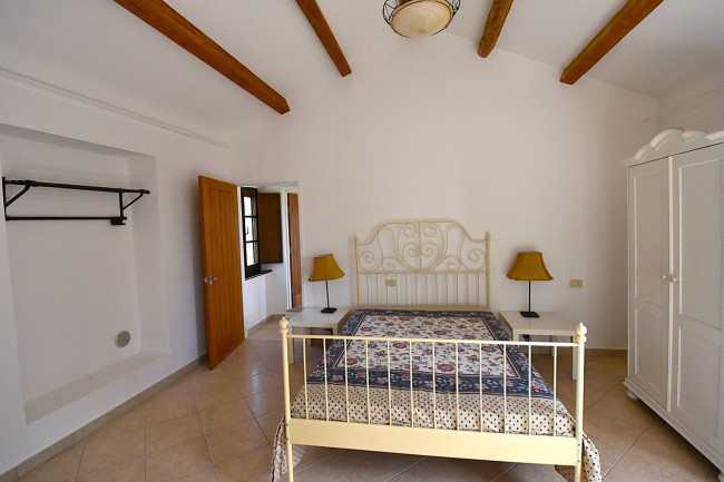 сельский дом на продажу в Montefalcone Appennino