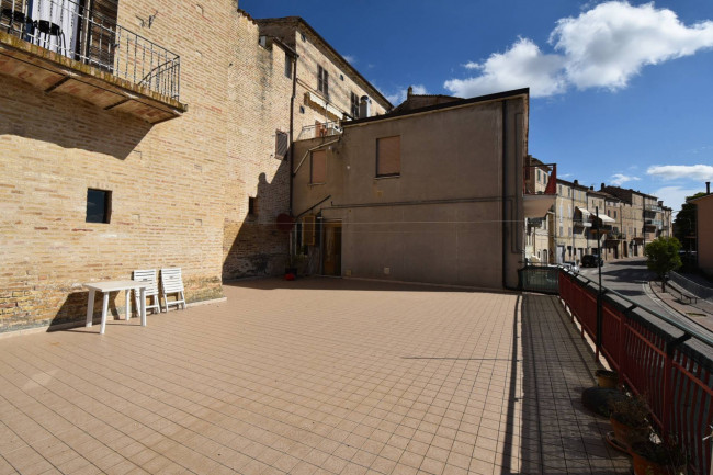 Casa cielo-terra in vendita a Carassai