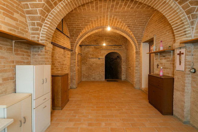 Casa cielo-terra in vendita a Carassai