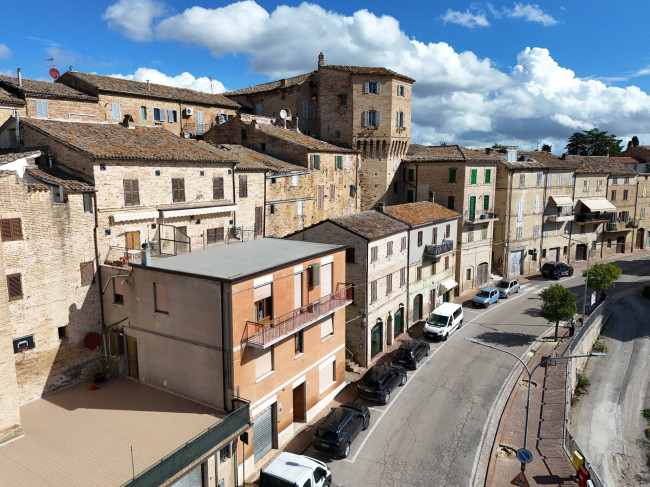 Casa cielo-terra in vendita a Carassai