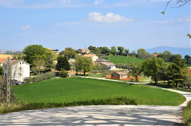 Casale in vendita a Recanati