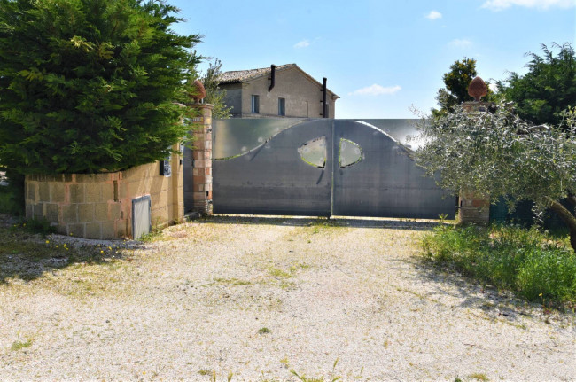 Casale in vendita a Recanati