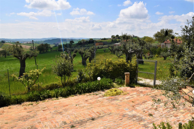 Casale in vendita a Recanati
