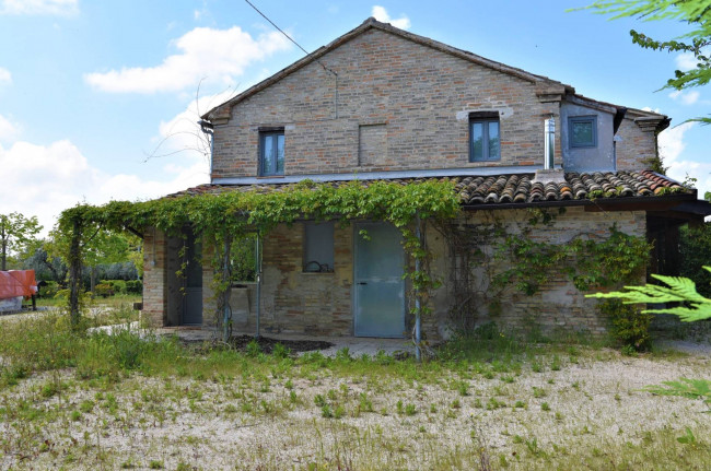 Casale in vendita a Recanati