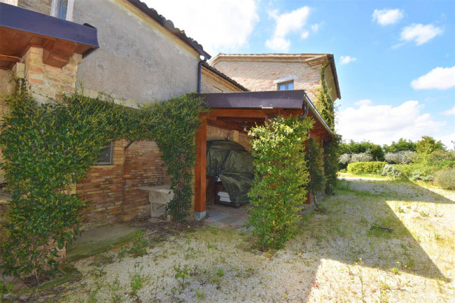 Casale in vendita a Recanati