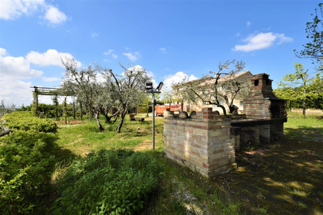 Casale in vendita a Recanati