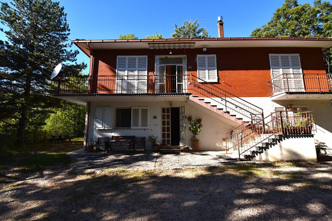 Villa in vendita a Amandola