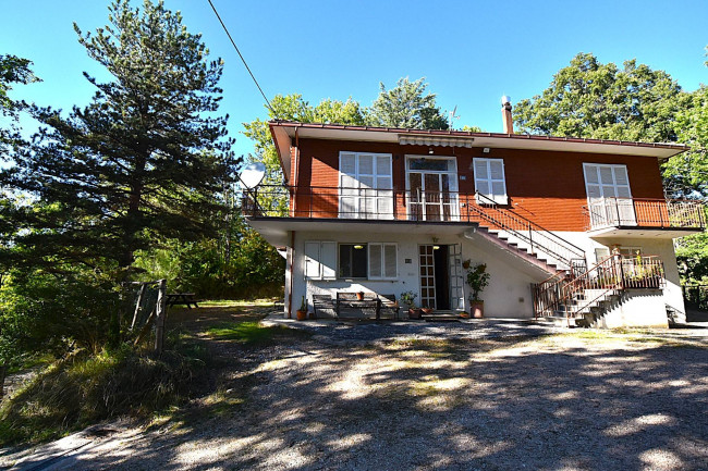 Villa in vendita a Amandola