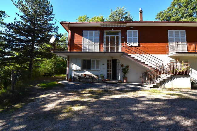 Villa in vendita a Amandola