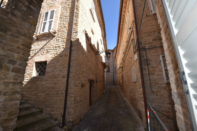 Casa cielo-terra in vendita a Monte San Martino