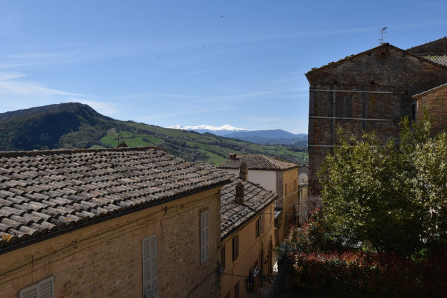 Casa cielo-terra in vendita a Monte San Martino