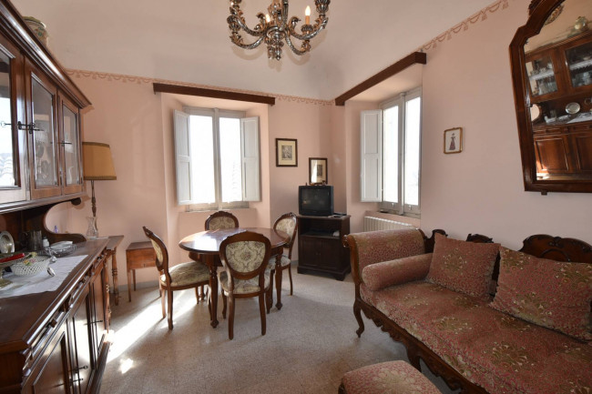 Casa cielo-terra in vendita a Monte San Martino