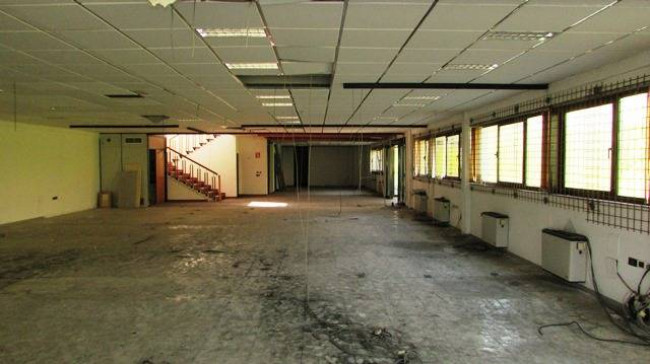 Capannone in vendita a Treia