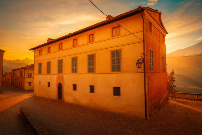 Villa in vendita a Montefortino