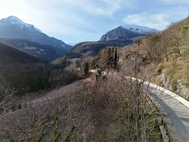 Appartamento in vendita a Montefortino