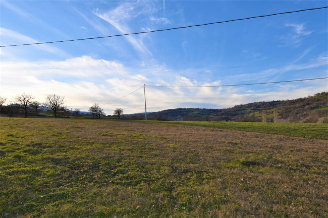 Terreno Agricolo in vendita a Sarnano
