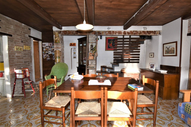 Appartamento in vendita a Montefortino