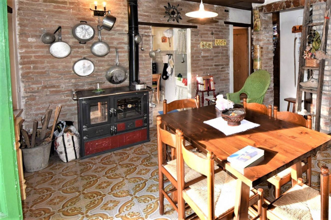 Appartamento in vendita a Montefortino