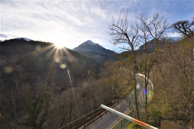 Appartamento in vendita a Montefortino