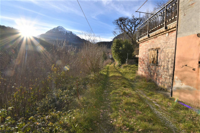 Appartamento in vendita a Montefortino
