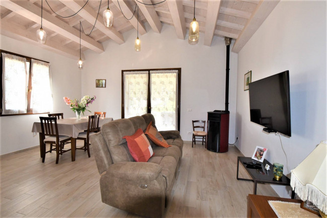 Casale in vendita a San Ginesio