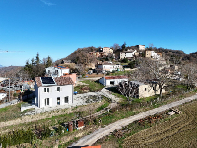 Villa in vendita a San Ginesio