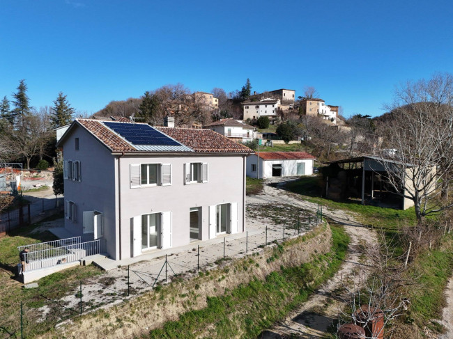 Villa in vendita a San Ginesio
