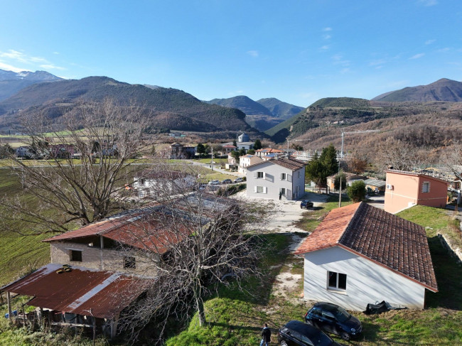 Villa in vendita a San Ginesio