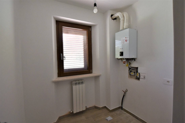 Casa cielo-terra in vendita a Amandola
